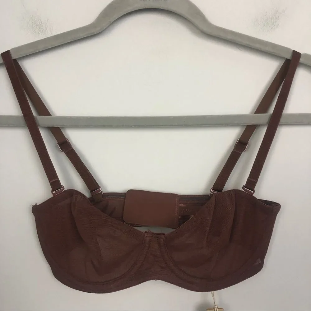 SKIMS | NEW Ultrafine Mesh Convertible Bra in Mahogany Women’s Size 30B - Picture 4 of 12